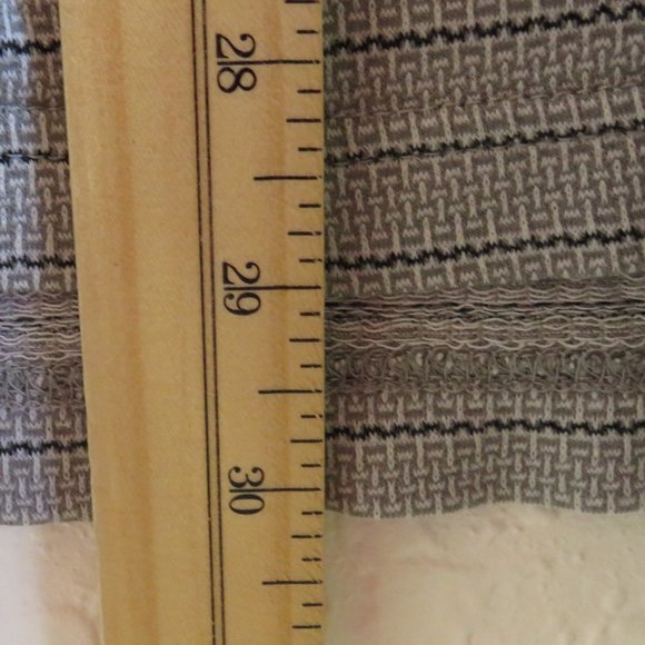 IZOD* Men's Short Sleeve Straight Hem 3 Button Down Golf Polo Shirt~ Size Large - Picture 7 of 10